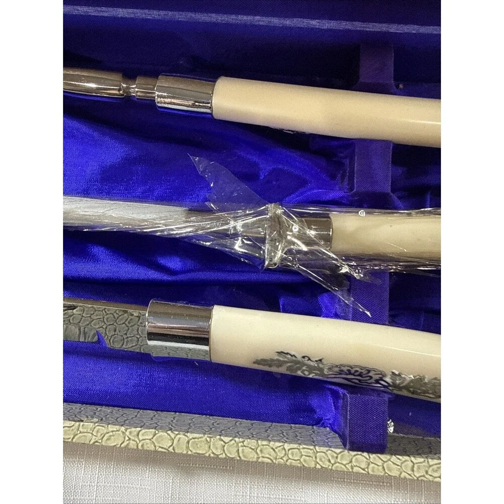 Vintage Royal Brand Cutlery 3Pc Carving Set With Faux Snake Skin Case Satin Int.
